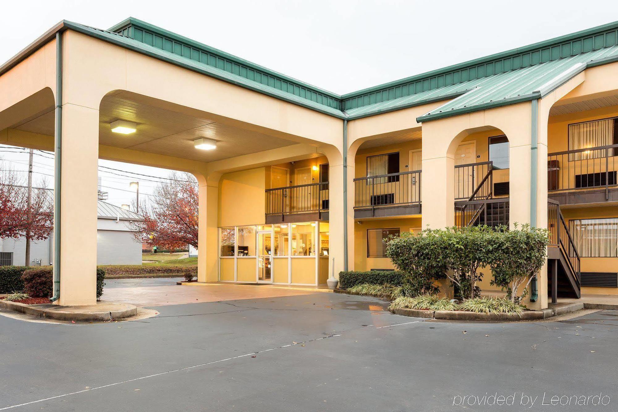 Quality Inn McComb Luaran gambar